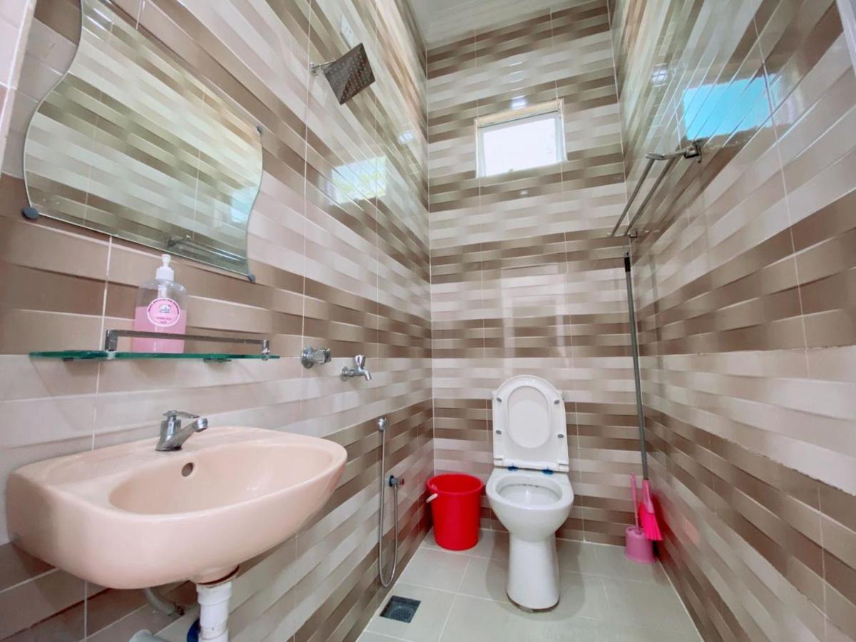 فيلا Hellokitty House - Unit 1 كُوالا تيرينغانو المظهر الخارجي الصورة
