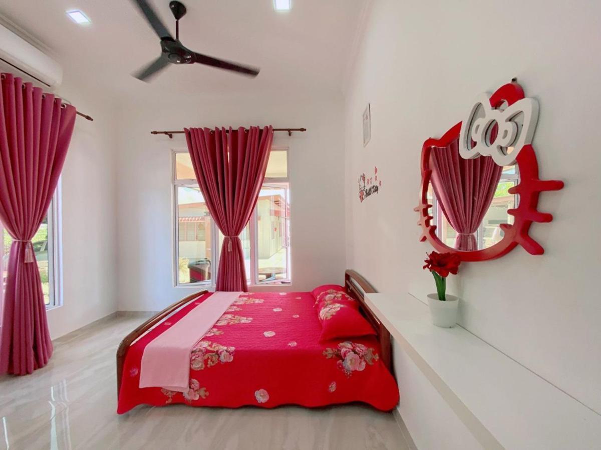 فيلا Hellokitty House - Unit 1 كُوالا تيرينغانو المظهر الخارجي الصورة